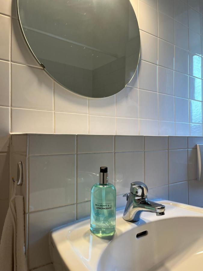 Wohnen Mit Kuenstlerflair In Muenchen Apartment Luaran gambar