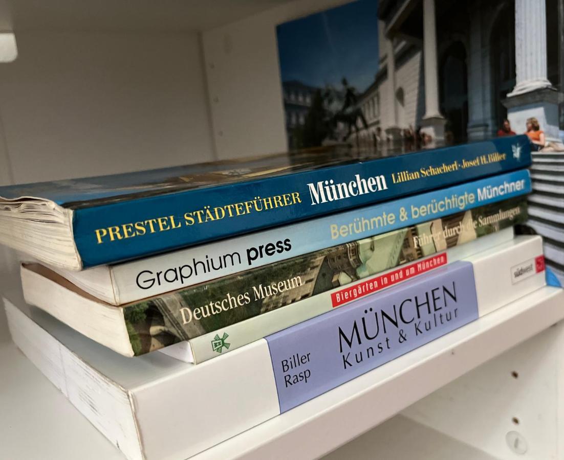 Wohnen Mit Kuenstlerflair In Muenchen Apartment Luaran gambar