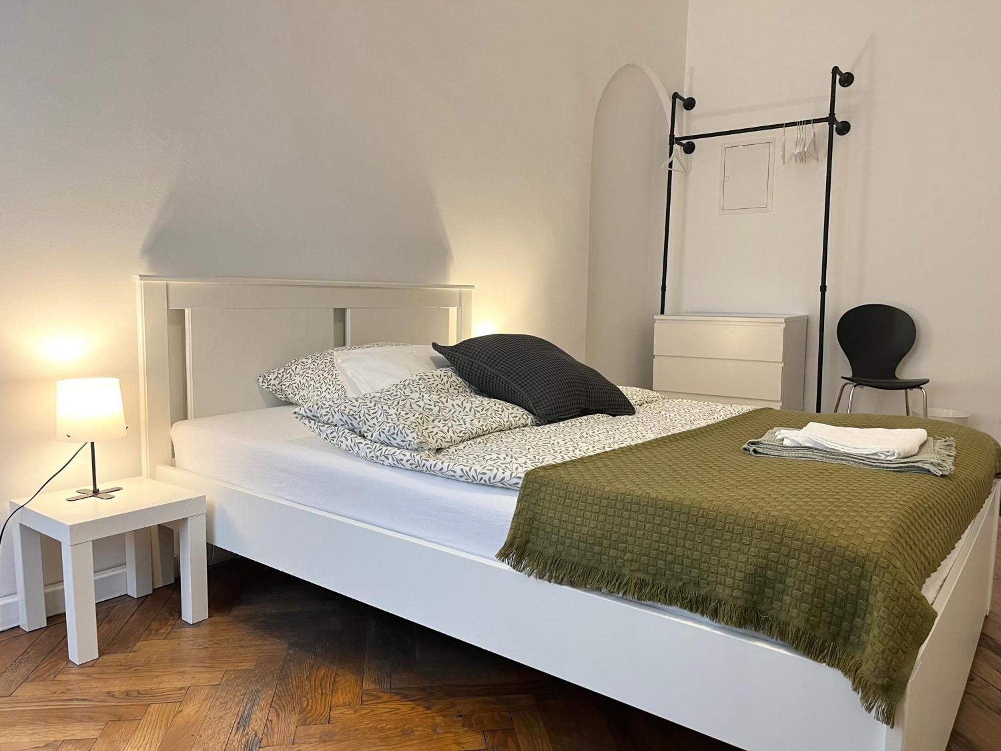 Wohnen Mit Kuenstlerflair In Muenchen Apartment Luaran gambar