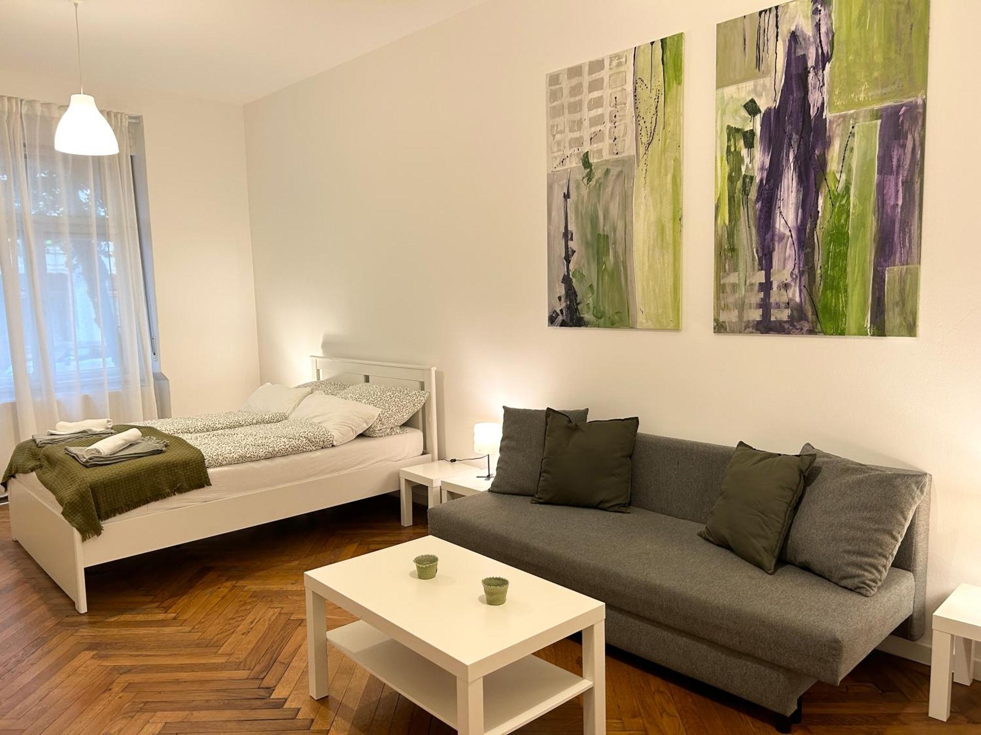 Wohnen Mit Kuenstlerflair In Muenchen Apartment Luaran gambar